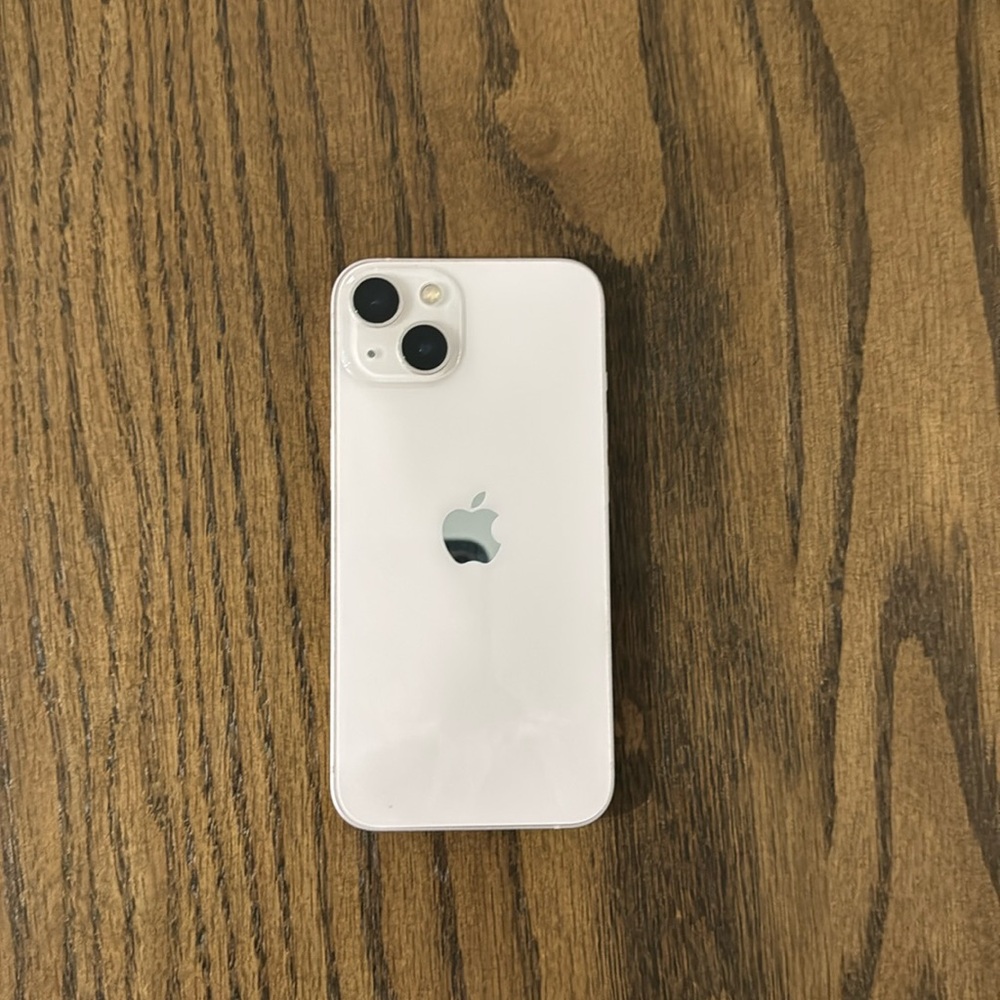 iPhone 13